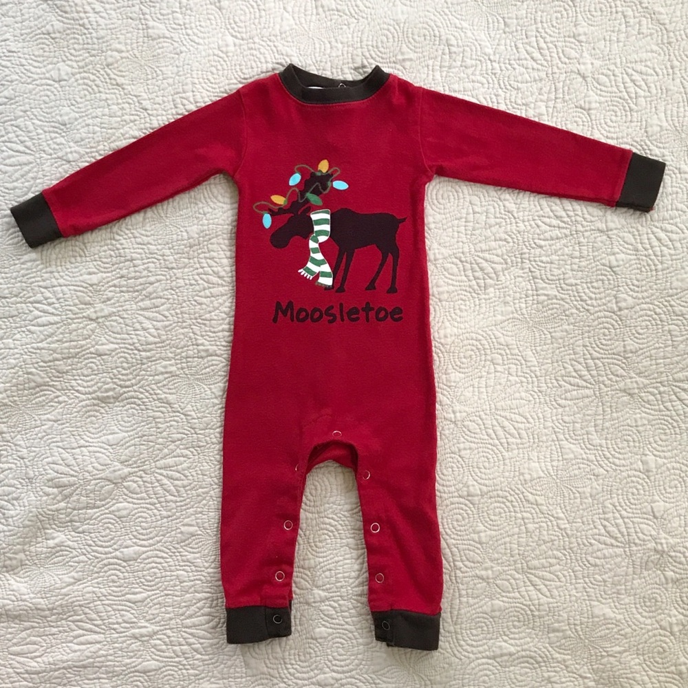 Union Suit “Moosletoe” Pajamas - Picture 2 of 5